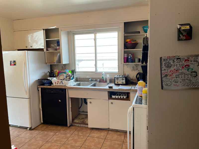 Kitchen Reno Old